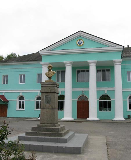 Image - Tulchyn: Potocki family's Small Palace (18th century).